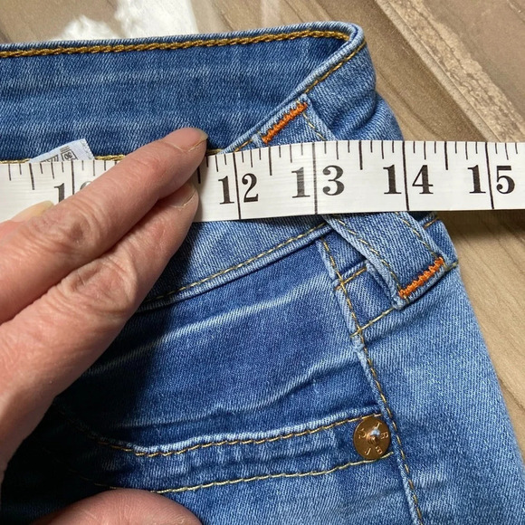 True Religion mid rise denim skinny  jeans Sz 26 - Picture 10 of 10
